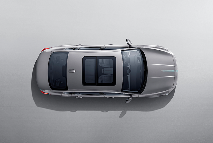 Hongqi H5 panoramic roof